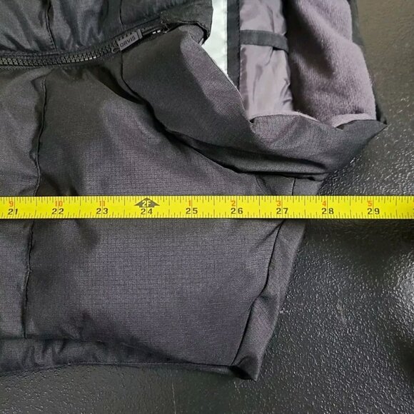 Orvis RipStop Puffer Vest Jacket Mens Medium Black Quilted Insulated - Picture 9 of 9